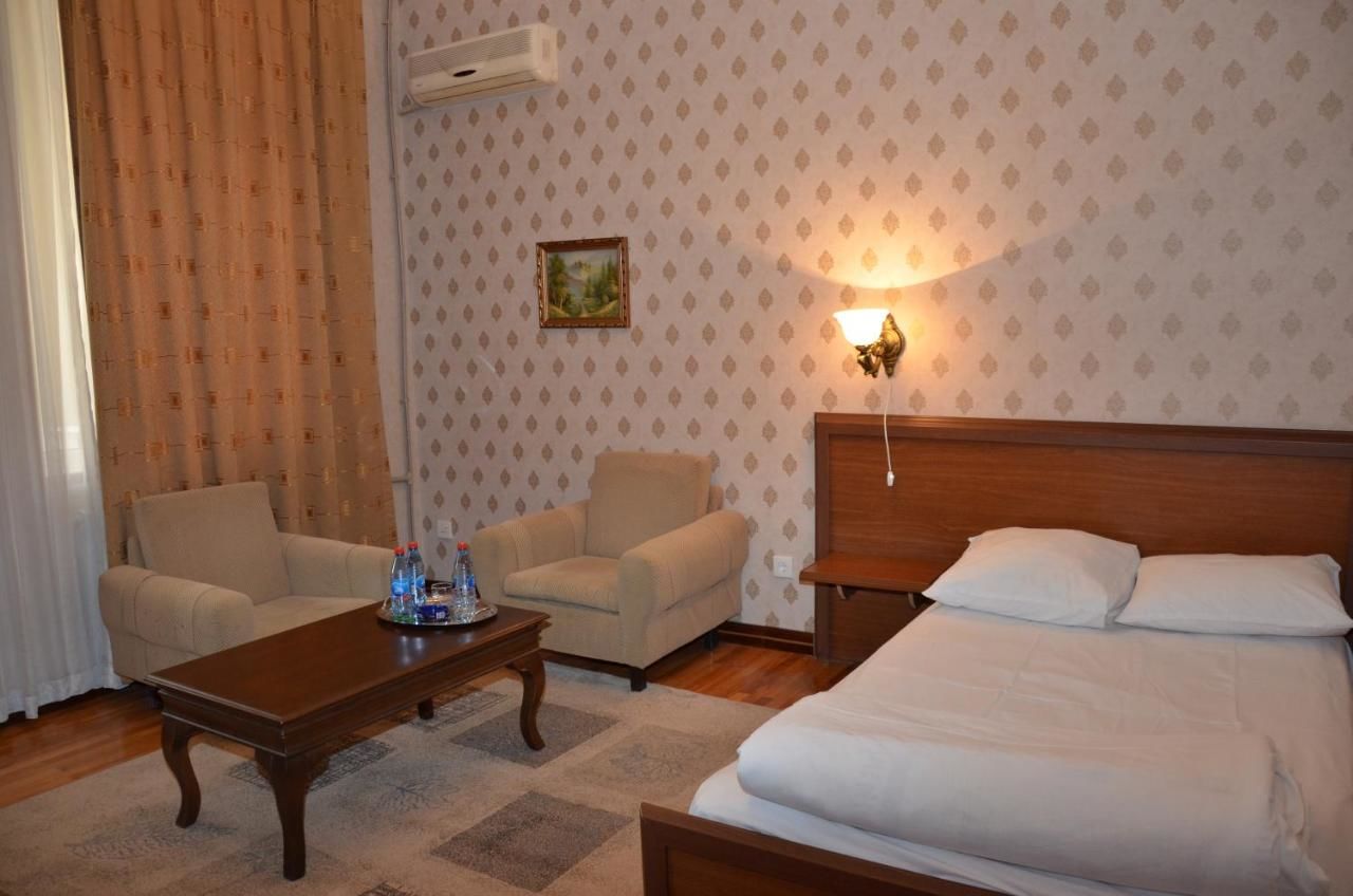 Отель Ganja Hotel Гянджа